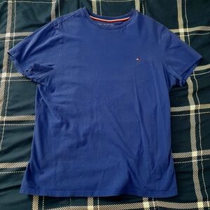 Tommy Hilfiger Men's Blue T-Shirt
